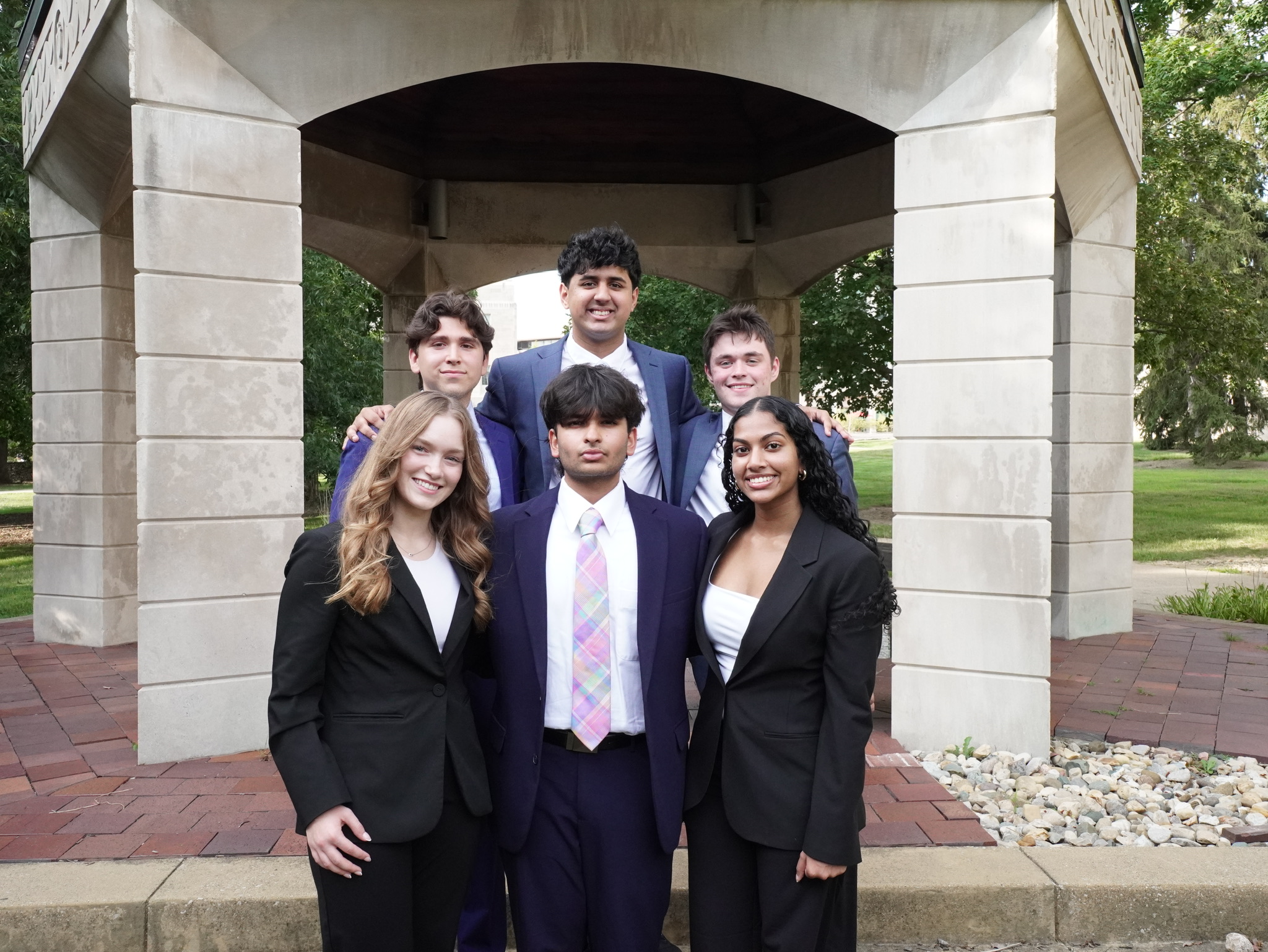 812 Consulting members gathered after recruitment